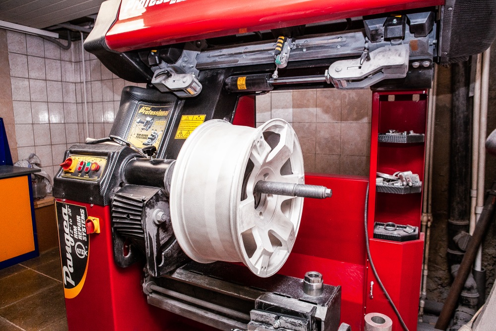 Правка литых дисков